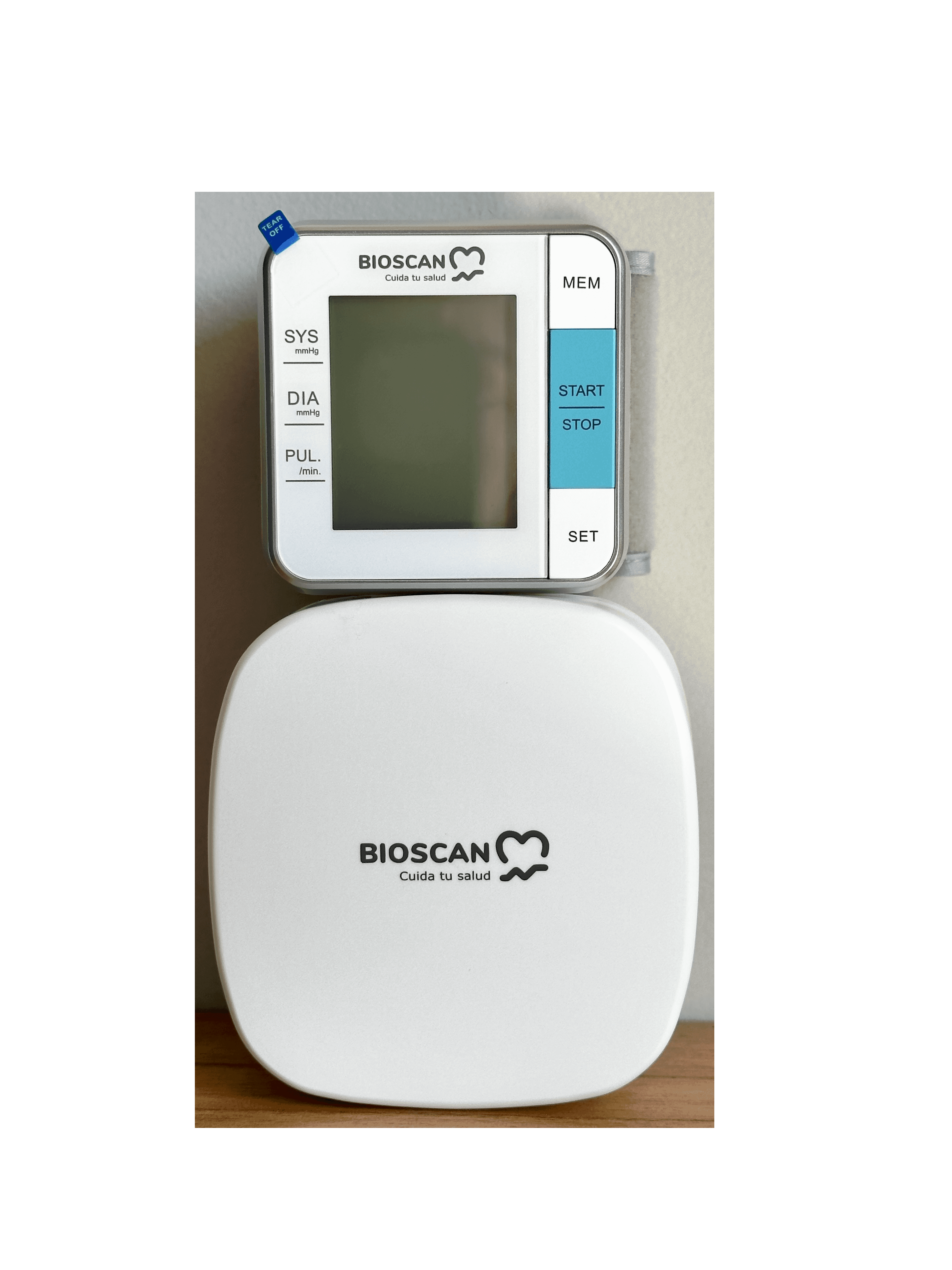 KIT Promo Tensiómetro digital automático BIOSCAN W02 (muñeca) con aprobación FDA y CE + Termómetro digital